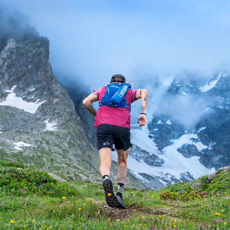 CamelBak Zephyr™ Pro Vest with Two 500ml Quick Stow™ Flasks