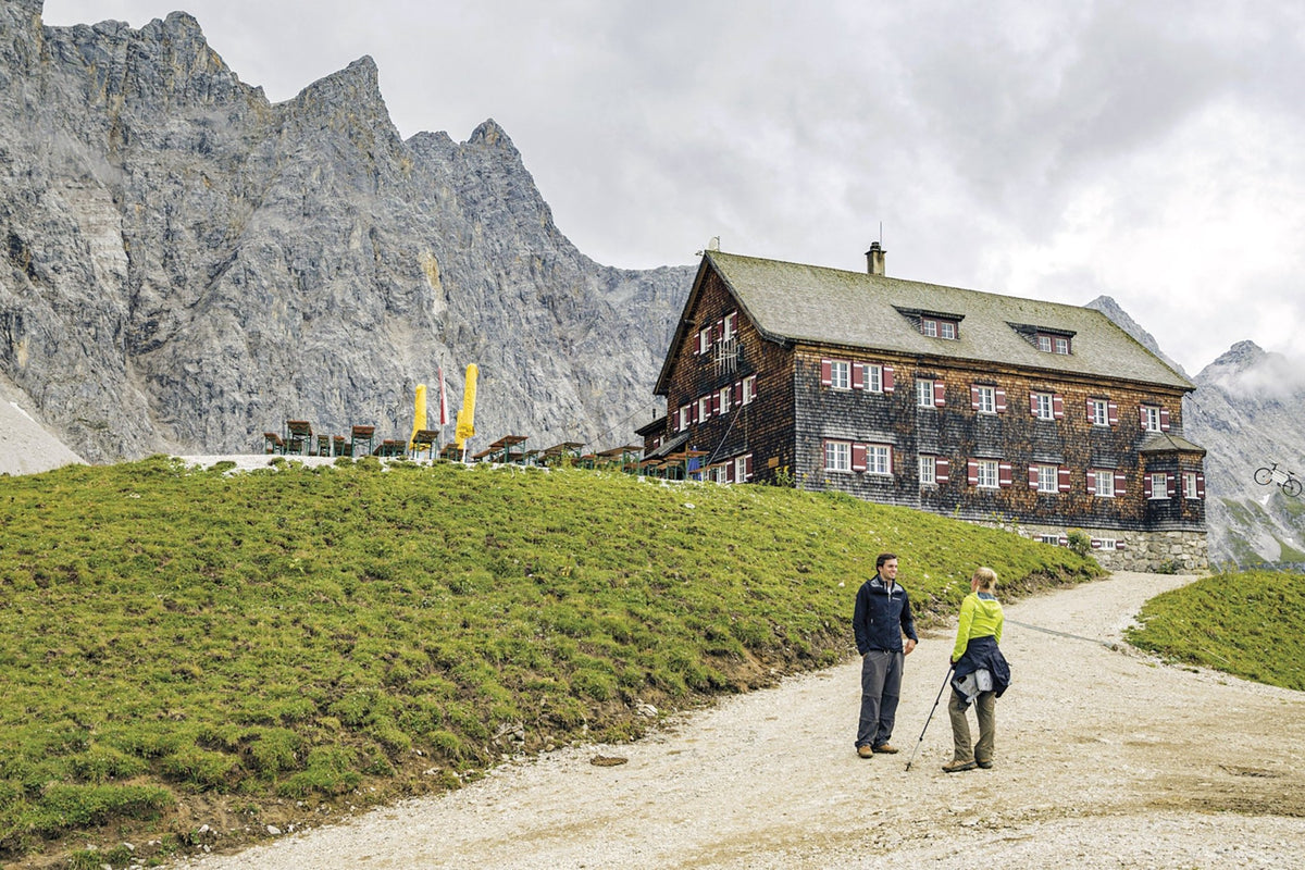 Trekking Austria's Adlerweg - The Eagle's Way (ENG) - dabai.lv