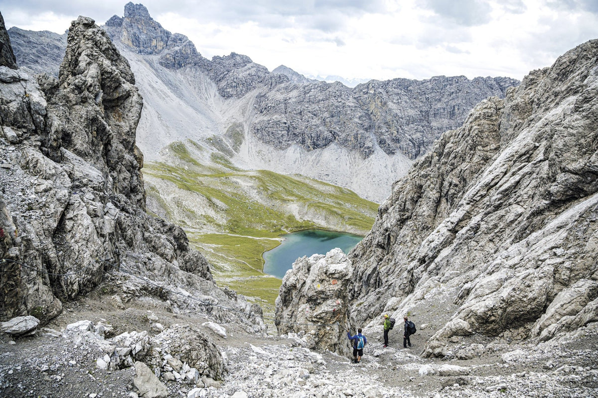 Trekking Austria's Adlerweg - The Eagle's Way (ENG) - dabai.lv